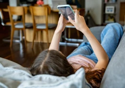 Co děti na mobilu vlastně dělají? Zajímejte se o jejich digitální svět